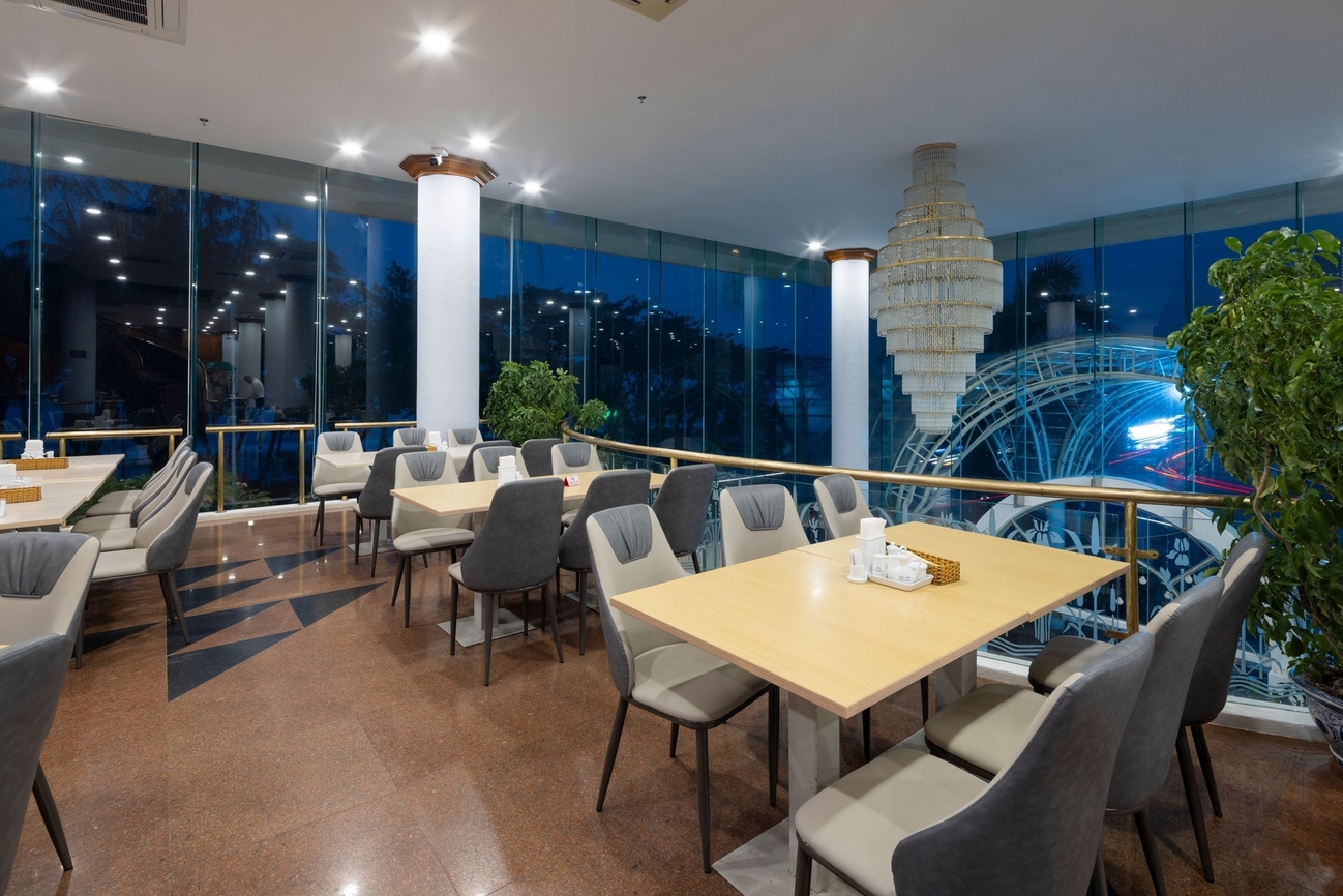 Nhà hàng Lodge Restaurant